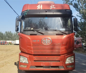 牵引车